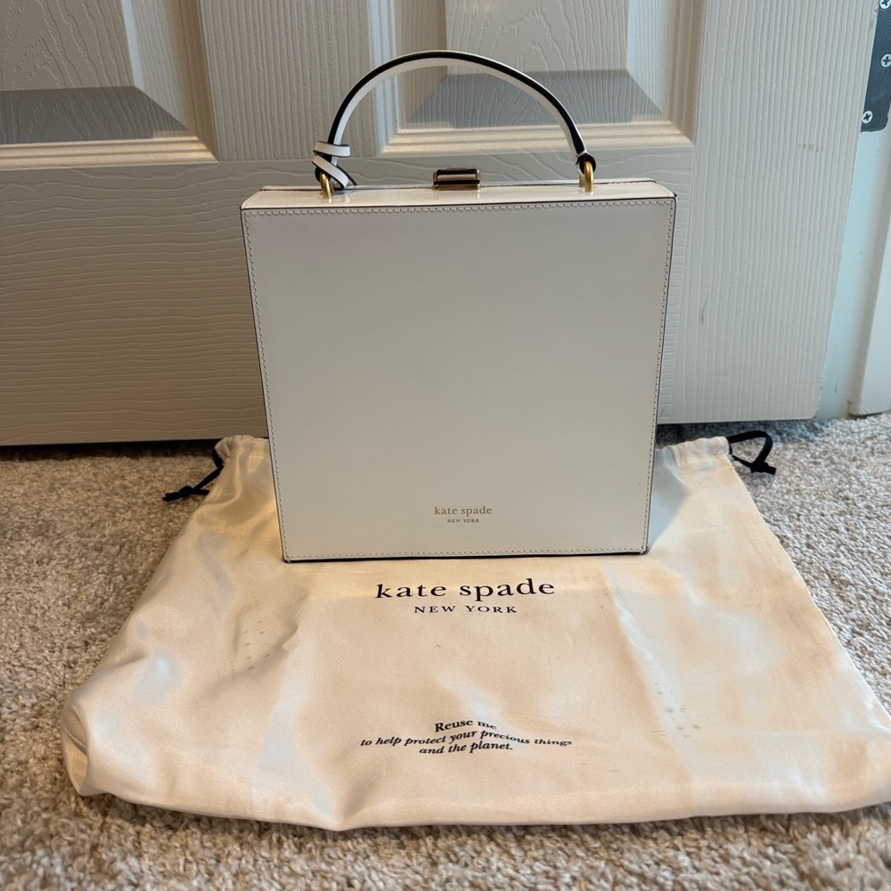 Kate Spade NYC Pizza Slice 3d Pizza Box Top-handle Bag - Picture 12 of 13